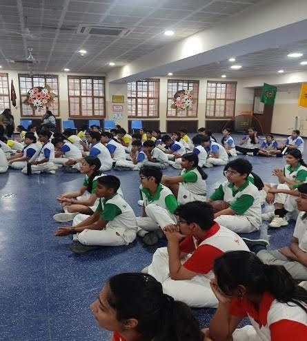 inter clan poetry competition